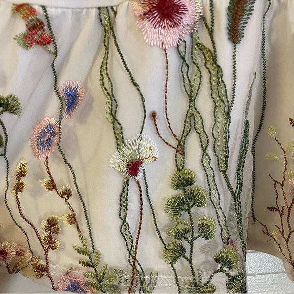 Design Lab by Lord & Taylor | White Floral Peplum Top Size: L - Picture 3 of 5